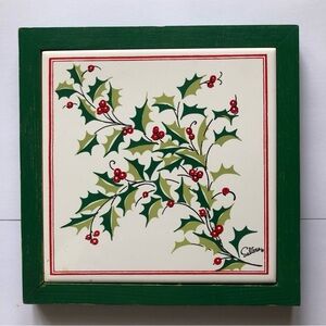 Himark Giftware ceramic holly berries  tile  green wooden trivet